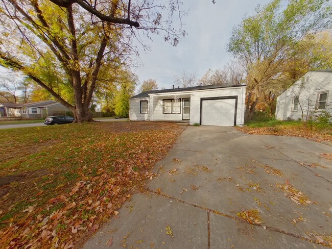 Photo - 3 Bedroom Home