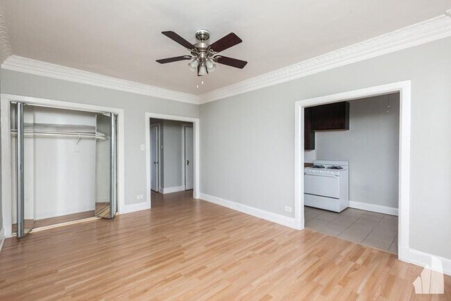 Photo - 1 bedroom in Chicago IL 60613 Unit 201