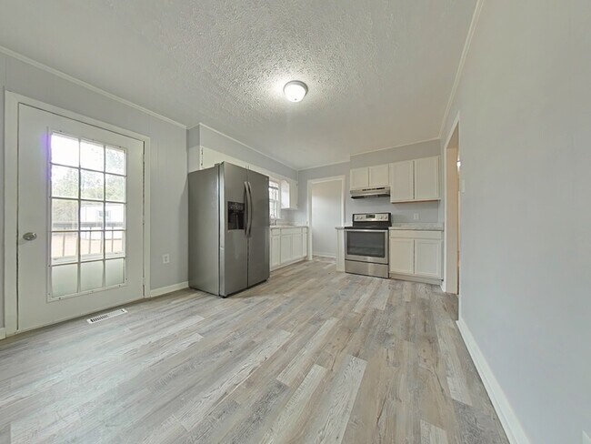 Photo - 6841 Radial Dr