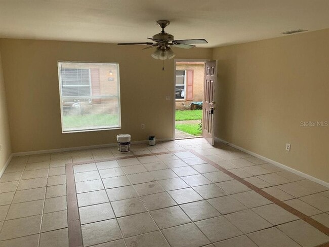 Photo - 1050 Gay Rd