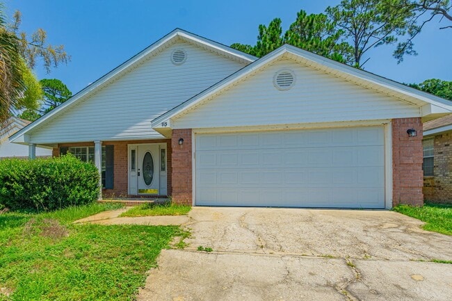 Building Photo - 713 Marsh Harbor Dr