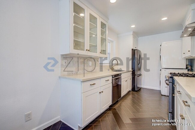 Photo - 9116 S Van Ness Ave