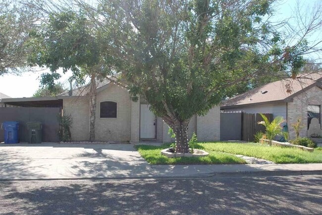 Building Photo - 10204 Comet Dr Rental