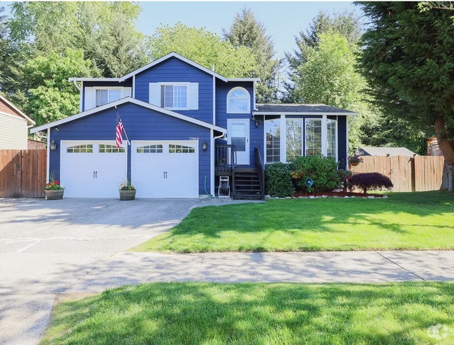 Building Photo - 3BD 2.5 BA in Monroe Rental