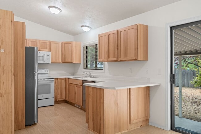 Photo - Single-Family Residence for rent in South Valley!