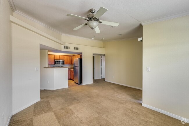 2 BR, 2 BA (Geneva) - 994 SF
