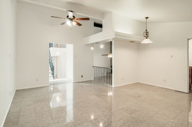 Photo - 9023 Pinewood Dr