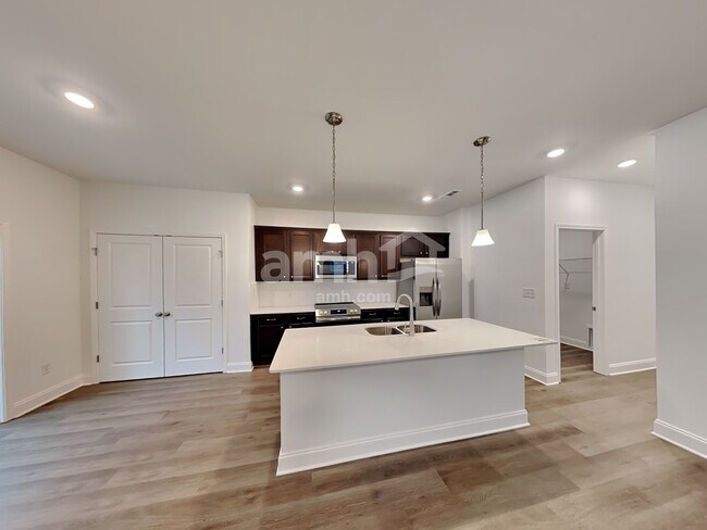 Photo - 3913 Kindness Wy