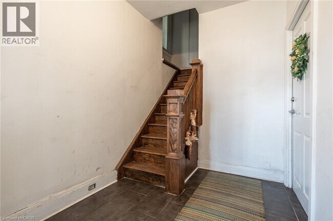 Photo - 11 Proctor Blvd