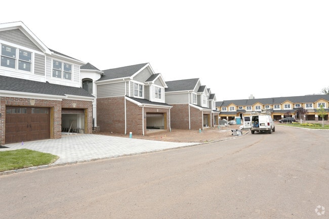 Construcción - Highland Cliffs