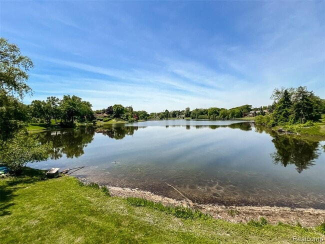 Photo - 1935 Hillwood Dr