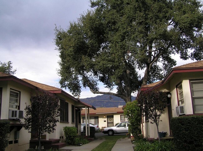 Peace and Quiet Complex - 2557 Nina St