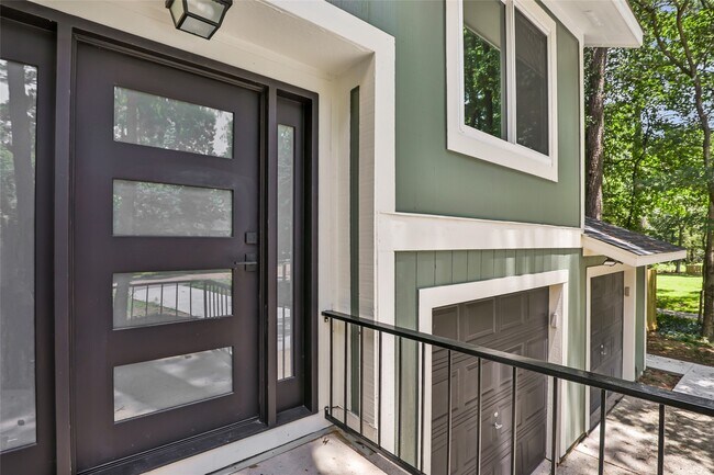 Photo - 2108 W Lacey Oak Cir