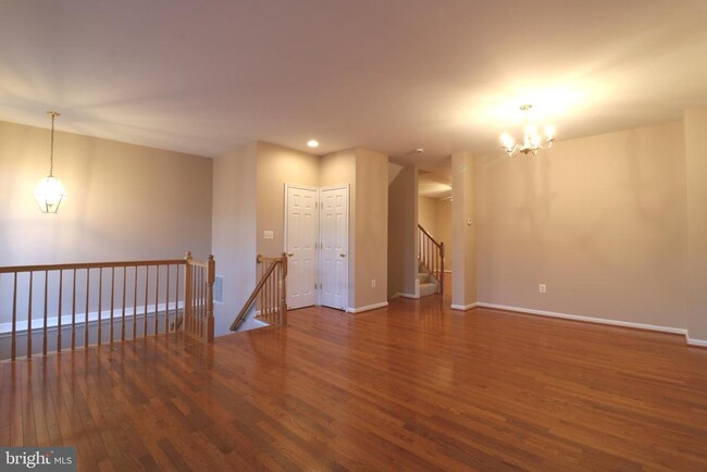 Photo - 43451 Laidlow St Townhome