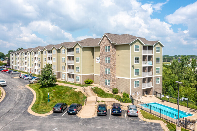 Building Photo - The Villas at Devils Glen Rental