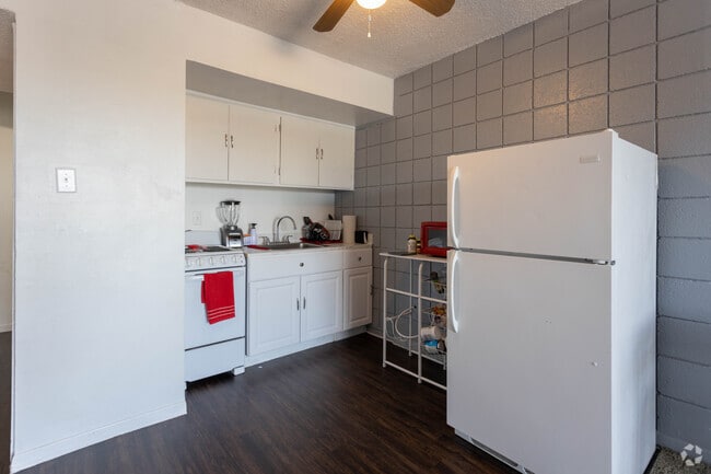 Estudio - 400 ft² - Carousel Plaza Apartments