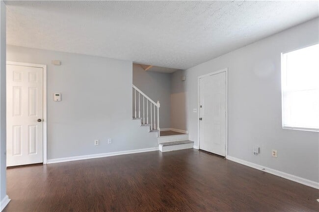 Photo - 1441 Springleaf Cir SE