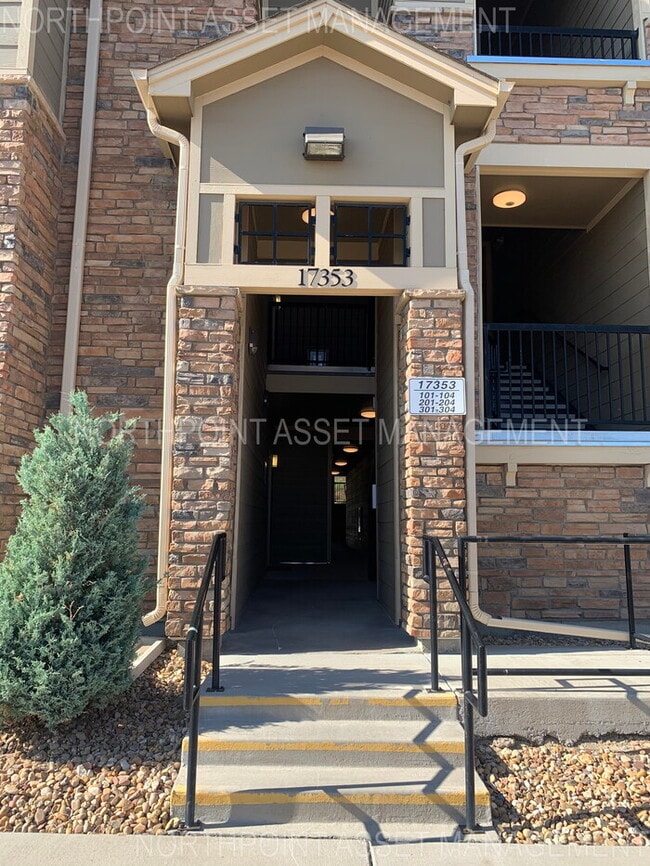 Building Photo - Gorgeous 2 beds 2 baths in Parker! Rental