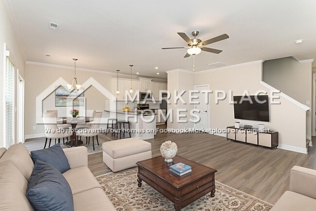 Photo - 124 S Sina St