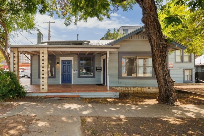 Photo - 1805 Nueces St