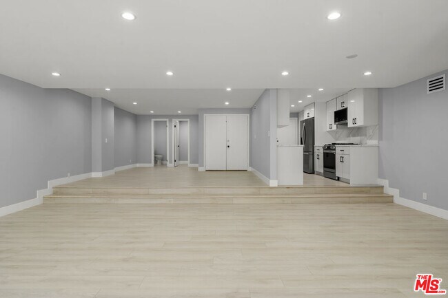 Photo - 441 N Oakhurst Dr Unit 206