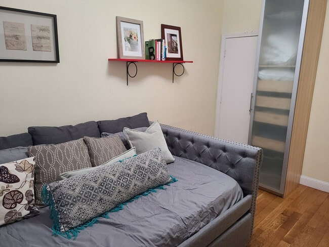 Photo - 155 Porter St Unidad ID1364237P