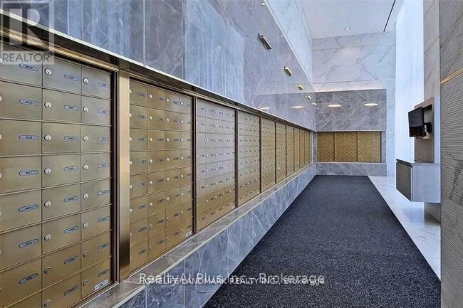 Photo - 898 Portage Pkwy Unit 3710