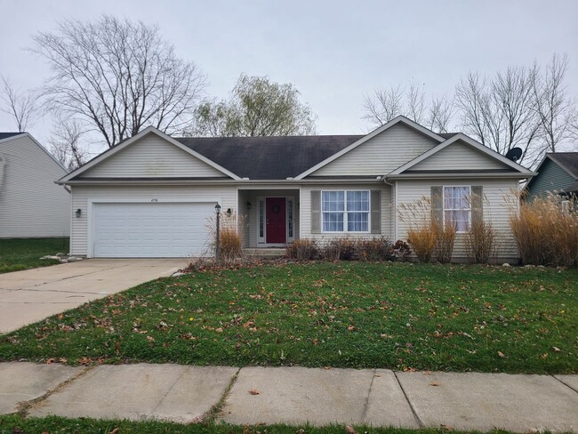 Four Bed Two Bath House in Bridgman - Four Bed Two Bath House in Bridgman