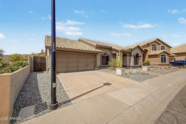 1220 E Briarwood Terrace