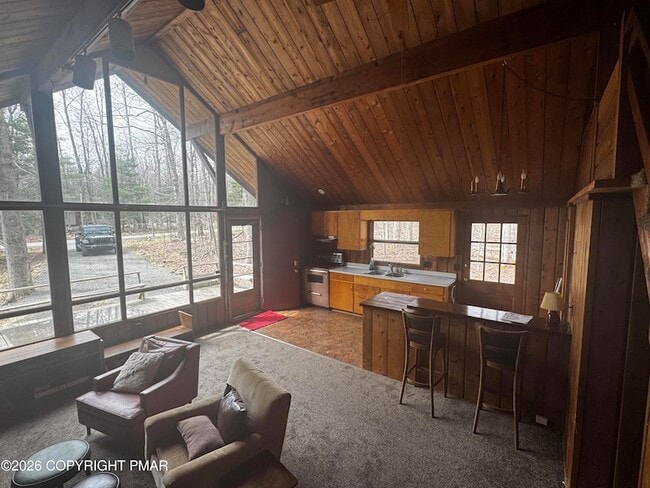 Photo - 174 Sweet Briar Rd