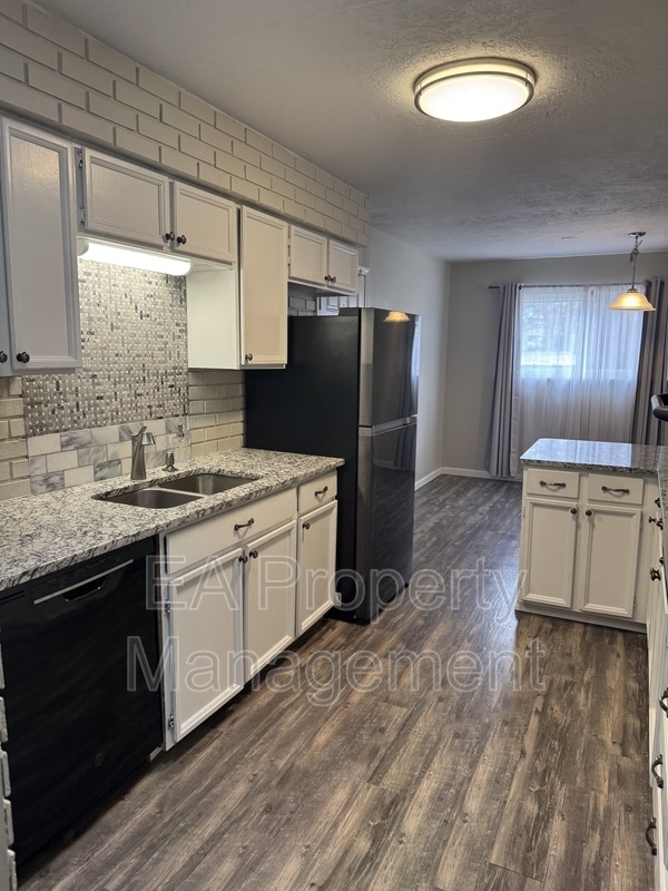 Photo - 1417 Dorothy St NE