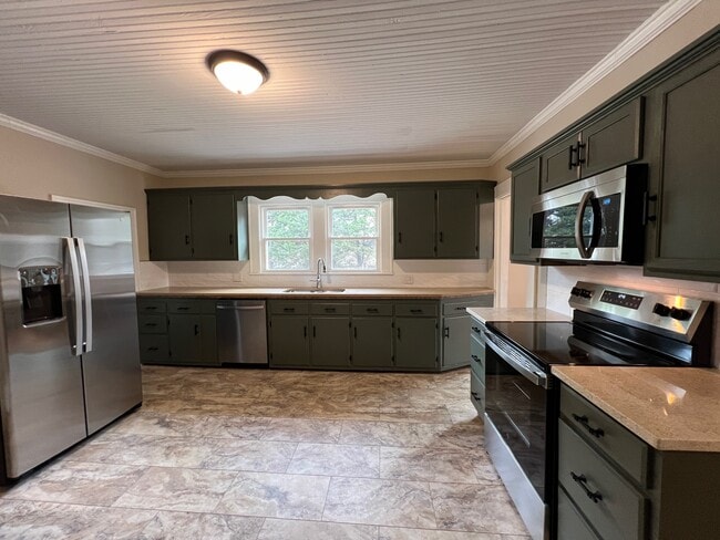 Photo - 400 Bradstone Dr