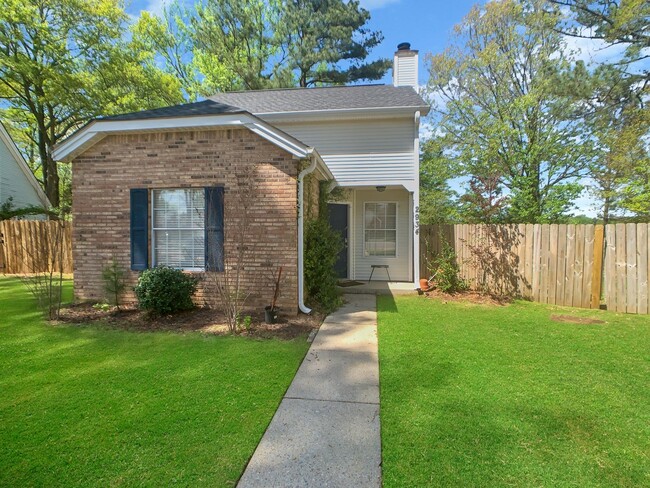 Photo - 2934 Swallow Ln House
