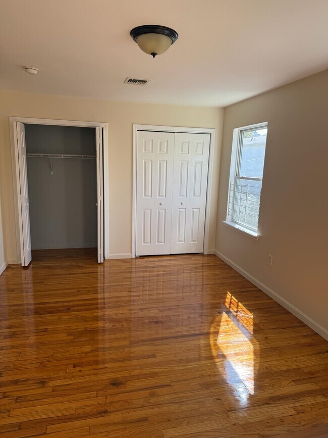 Photo - 99 Fulton Ave