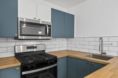 Photo - The Alamo Apartments