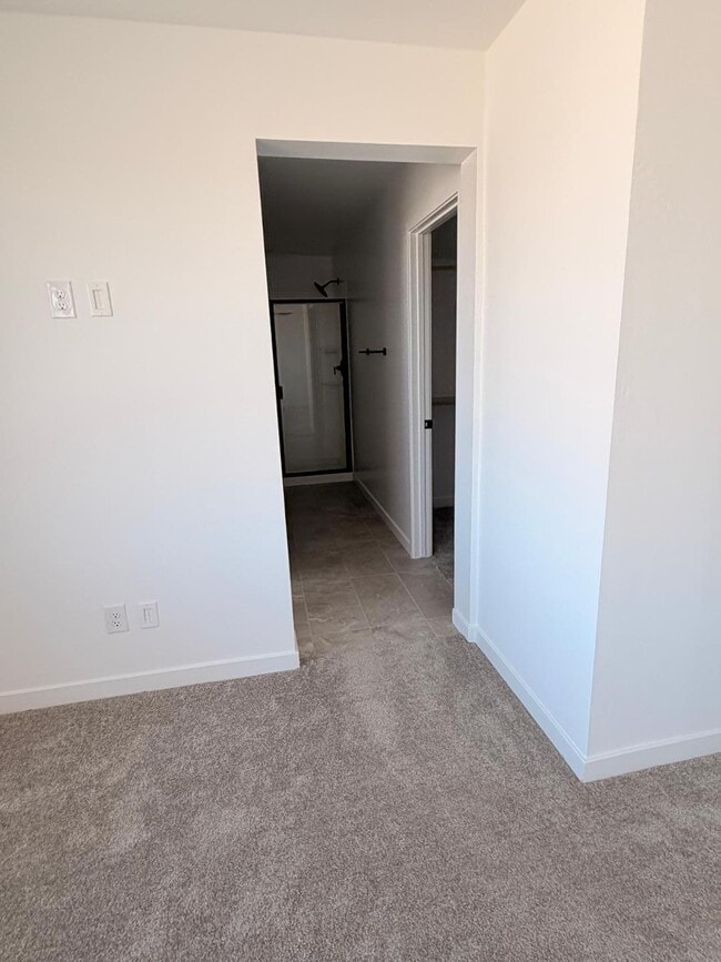 Photo - 3330 S 180th Ln