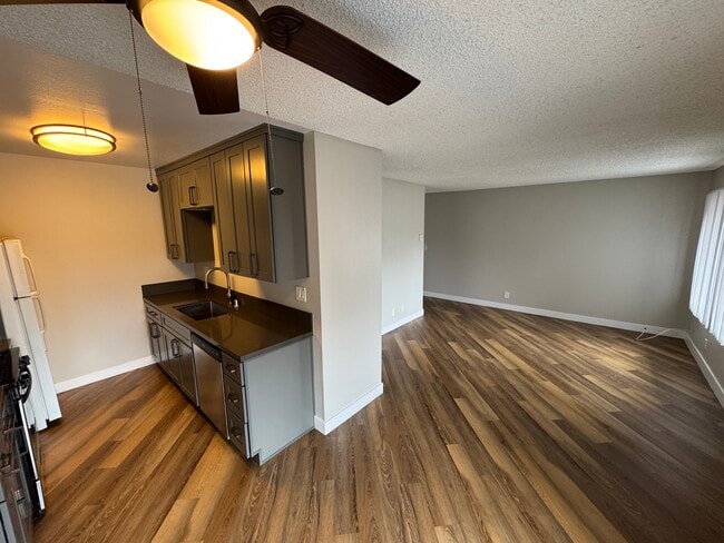 Photo - 1234 N Edgemont St