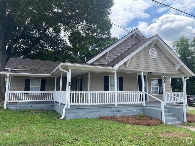 Building Photo - 2205 Cole Rd Rental