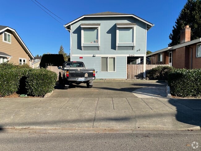 Building Photo - 340 Meadow Ave N Unit C Rental