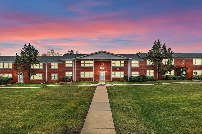 Building Photo - 209 Johnson St