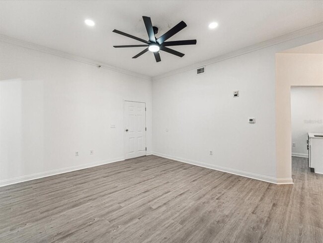 215 Central Ave Unit 3F