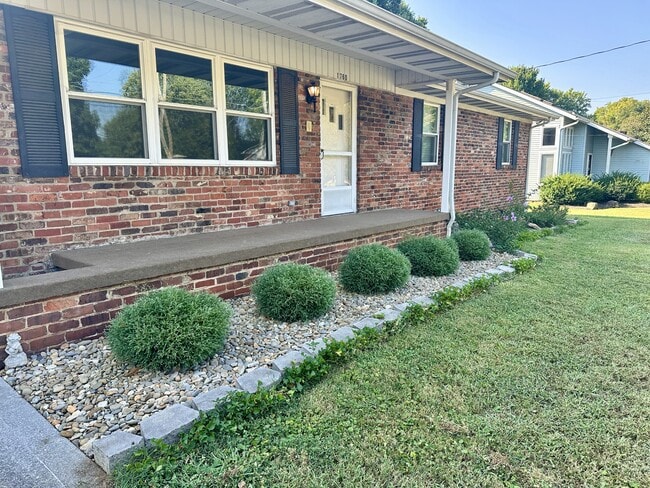 Photo - 1760 Scenic Dr