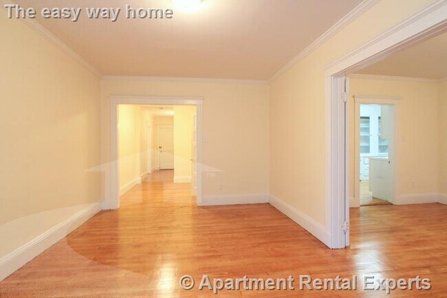 Photo - 14 Centre St Unit #B