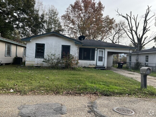 Building Photo - 398 Sunset Dr Rental