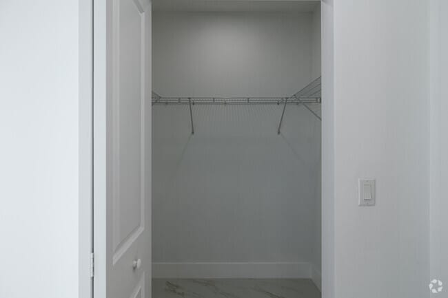 2BR, 2BA - The Ecco 2 - Closet