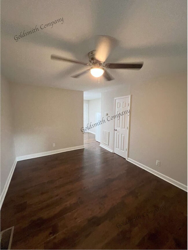 Photo - 10 Averill St