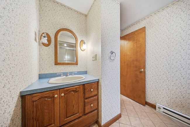 Photo - 612 Philo St