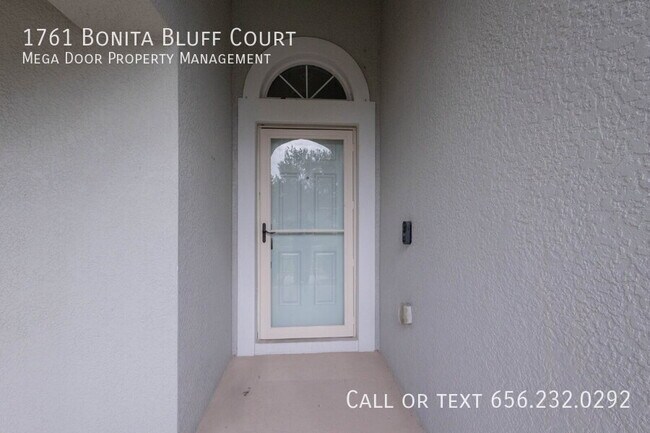 Photo - 1761 Bonita Bluff Ct
