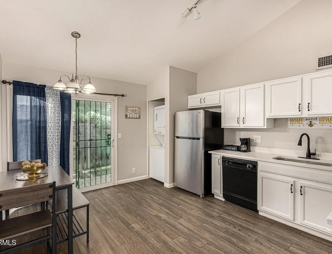 Photo - 5960 W Oregon Ave Unit 120