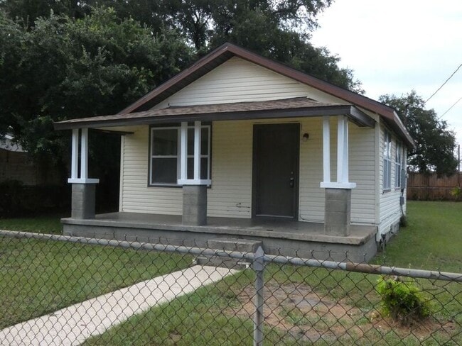 Photo - 1300 W Intendencia St House